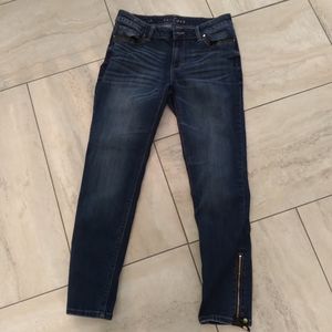 Women's size 4 White House Black market jeans